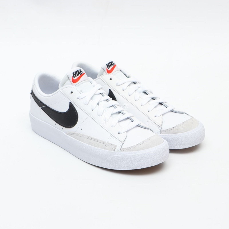 Blazer Low Black White GS Women