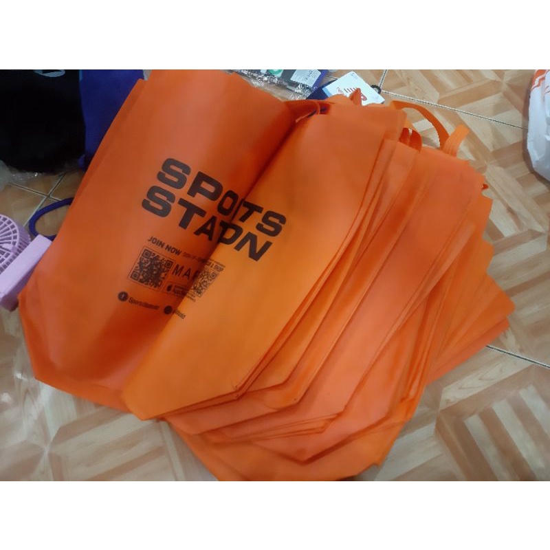 Tas sports station besar