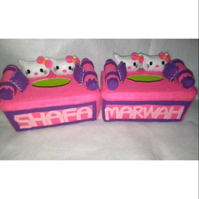 Kotak tissu hello kitty kain flanel
