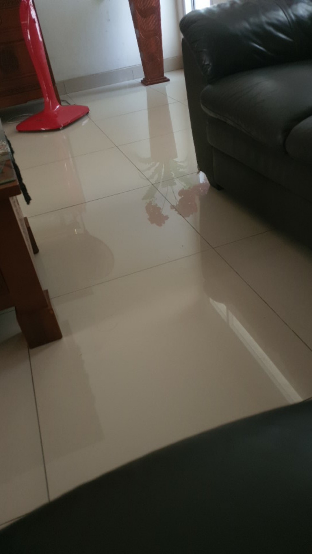 Kaki Galon Besi + Stop Kran