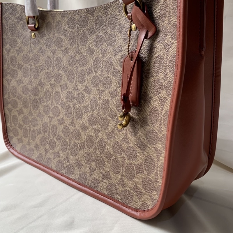 Coach Tyler Carryall In Signature Canvas(C2591)