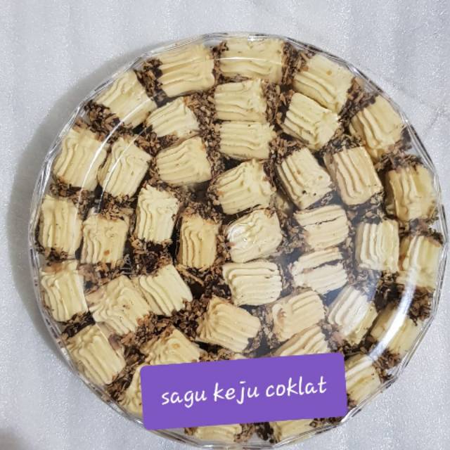 

Kue kering sakeju ( sagu keju coklat )