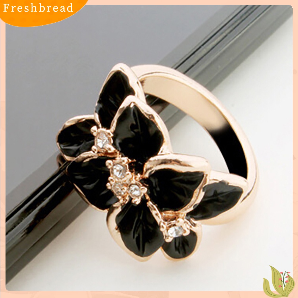 ? Fresh ? Perhiasan Cincin Alloy Wanita Motif Bunga untuk Pesta / Pernikahan / Hadiah