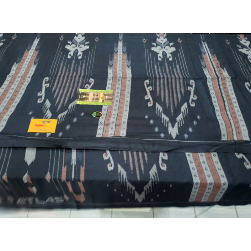 Sarung Atlas Kembang, Motif BHS SGE
