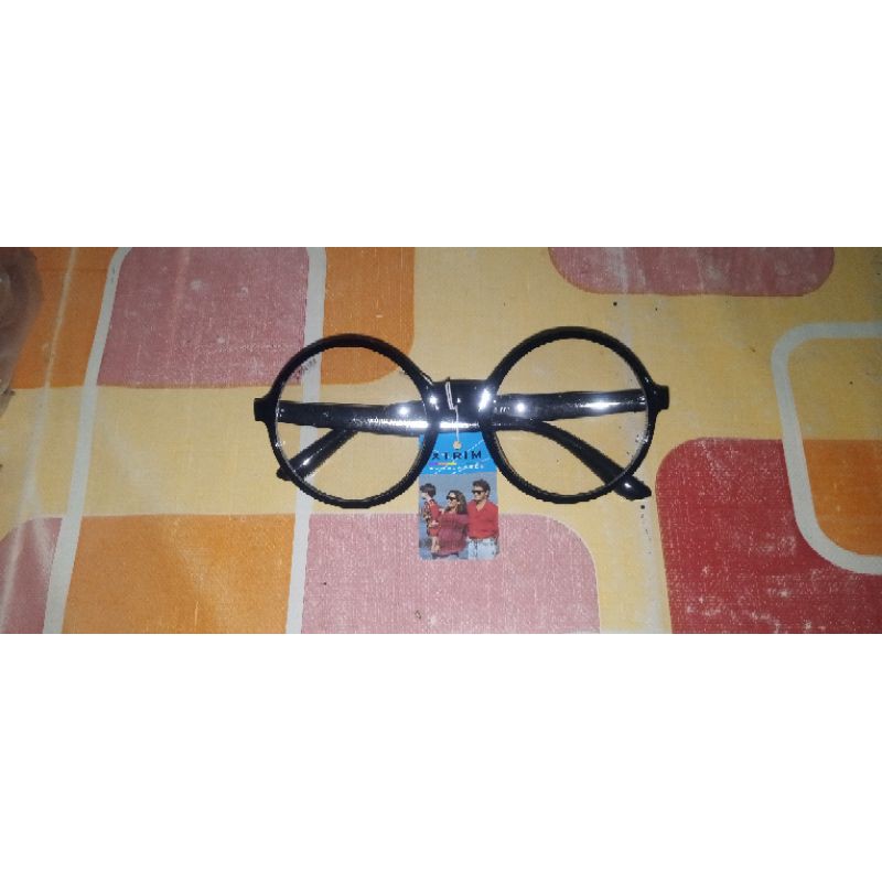 kaca mata bulat
