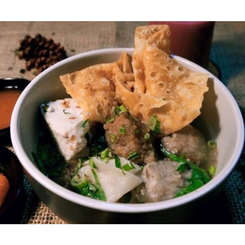 

bakso sapi 100% halal bu lia surabaya