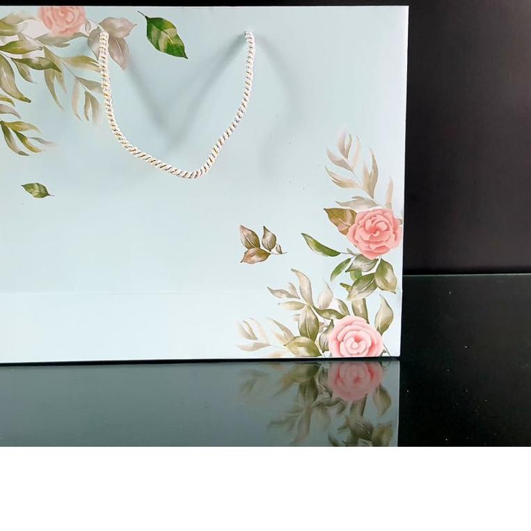 

➳ Paperbag Big Gift Edition (Floral) Uk. 40 x 31 x 12 cm ✿