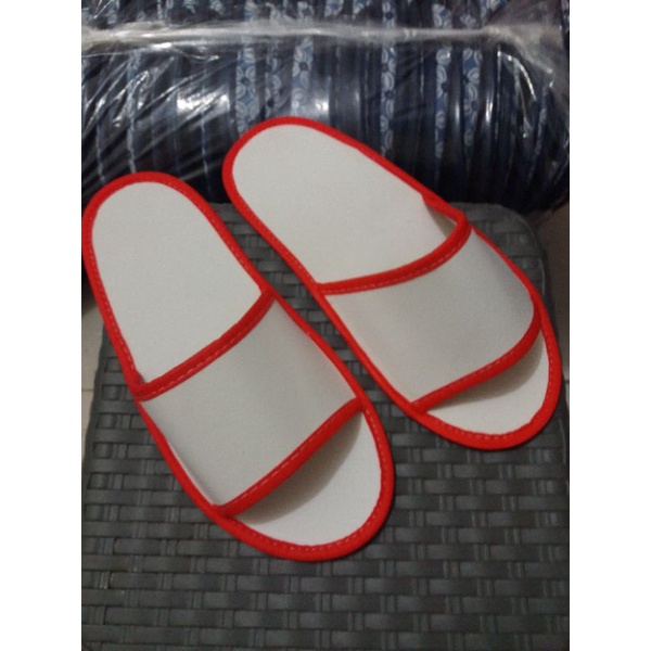 Sandal Hotel/lantai sepon 4mm list merah