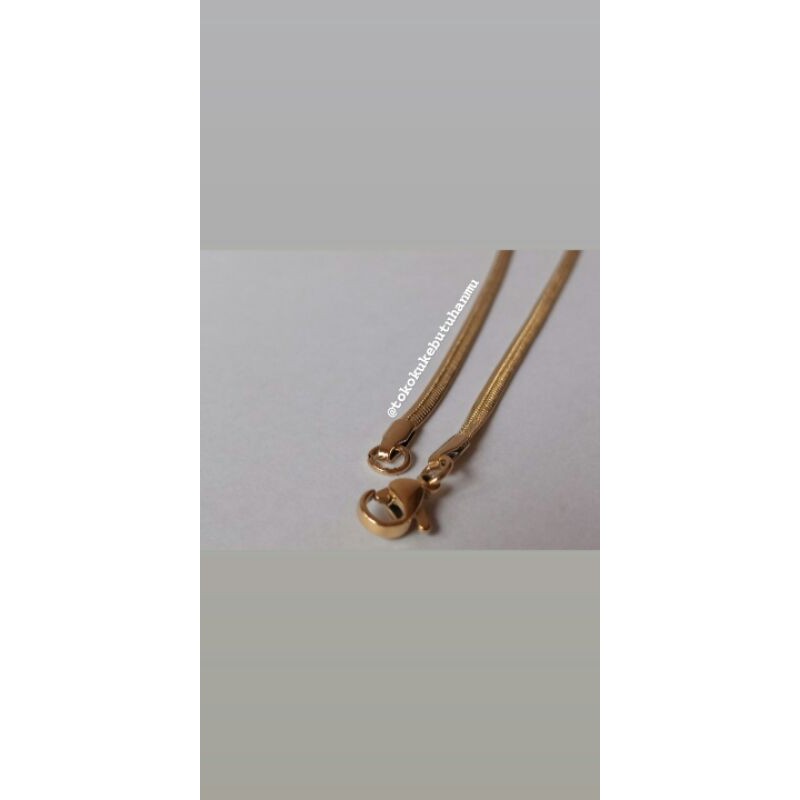 kalung titanium pipih gold anti gatal anti karat pria/wanita