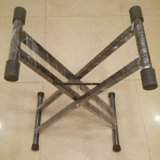 Stand keyboard kaki double kualitas bagus