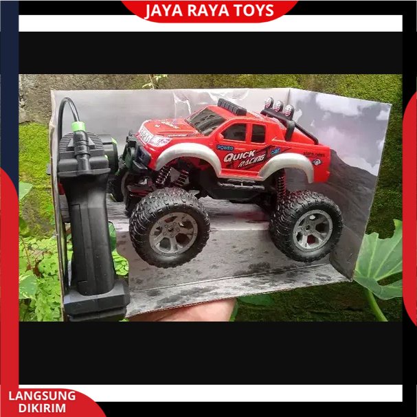 RC car Rock crawler 2wd Roda karet Mainan Mobil Remot Control Offroad Suspensi Aktif baterai cas Terbaru