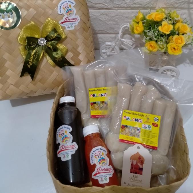 

Hampers Lebaran paket parsel murah lebaran pempek tenggiri enak EID 04