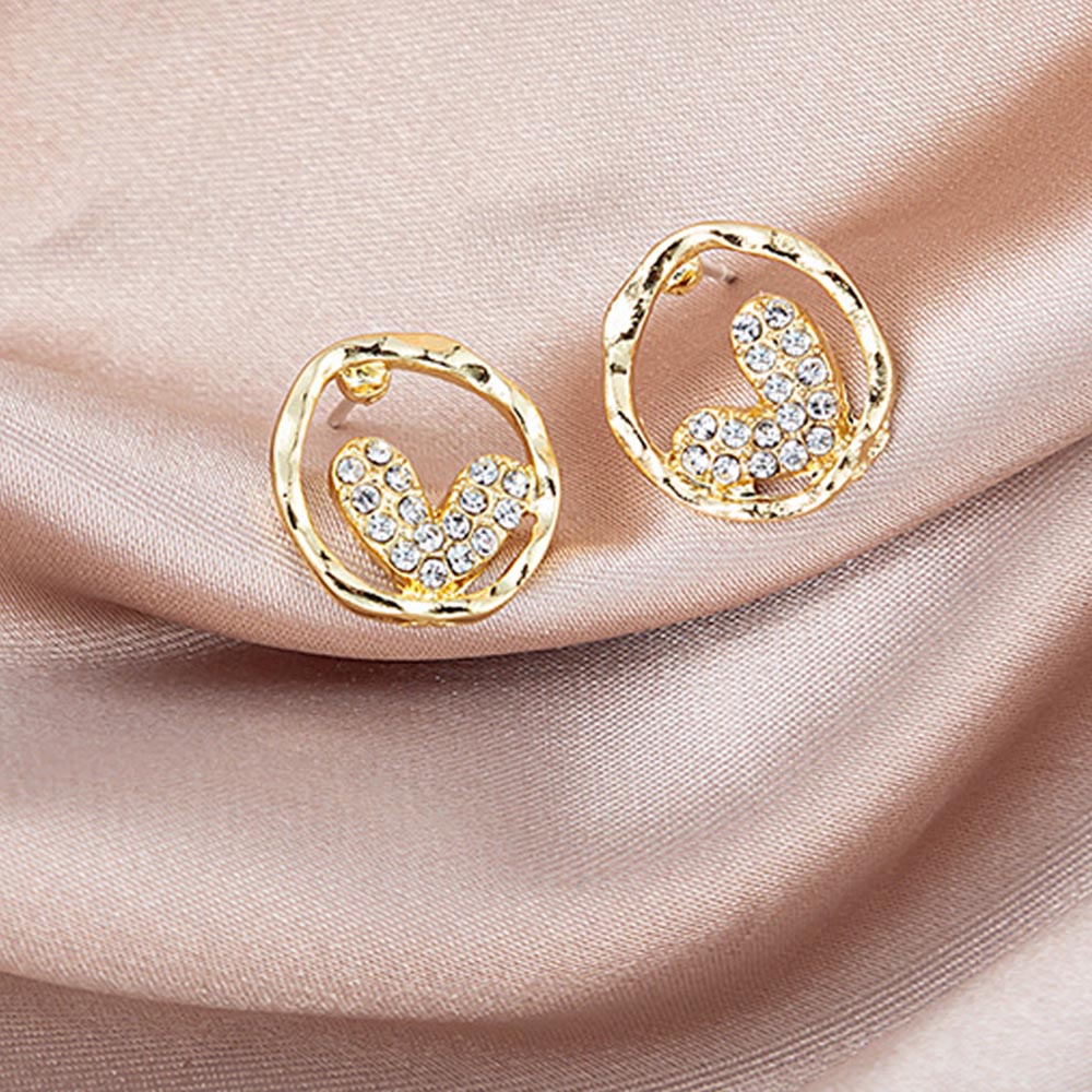 Anting Tusuk Lapis Emas Bentuk Bulat / Hati Hias Kristal Untuk Wanita