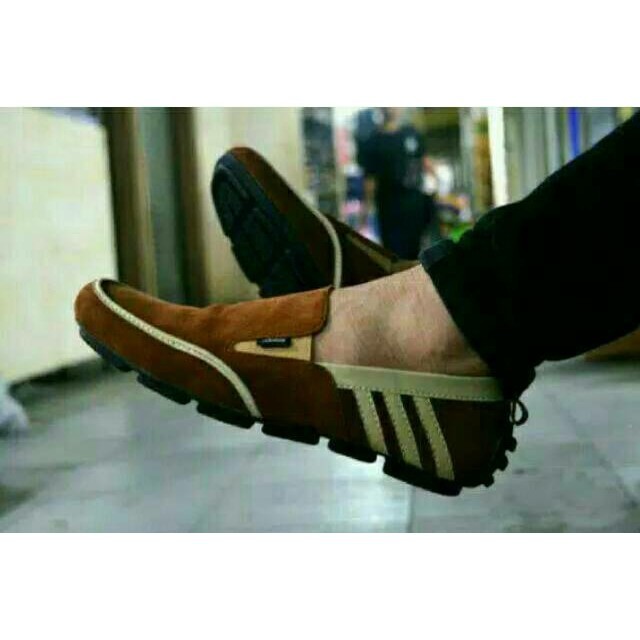 ADIDAS ESLATIK