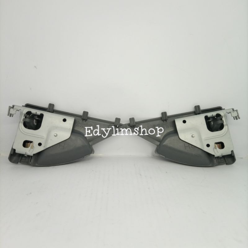 Handle pintu dalam canter ps125 kiri-kanan (harga per pc)