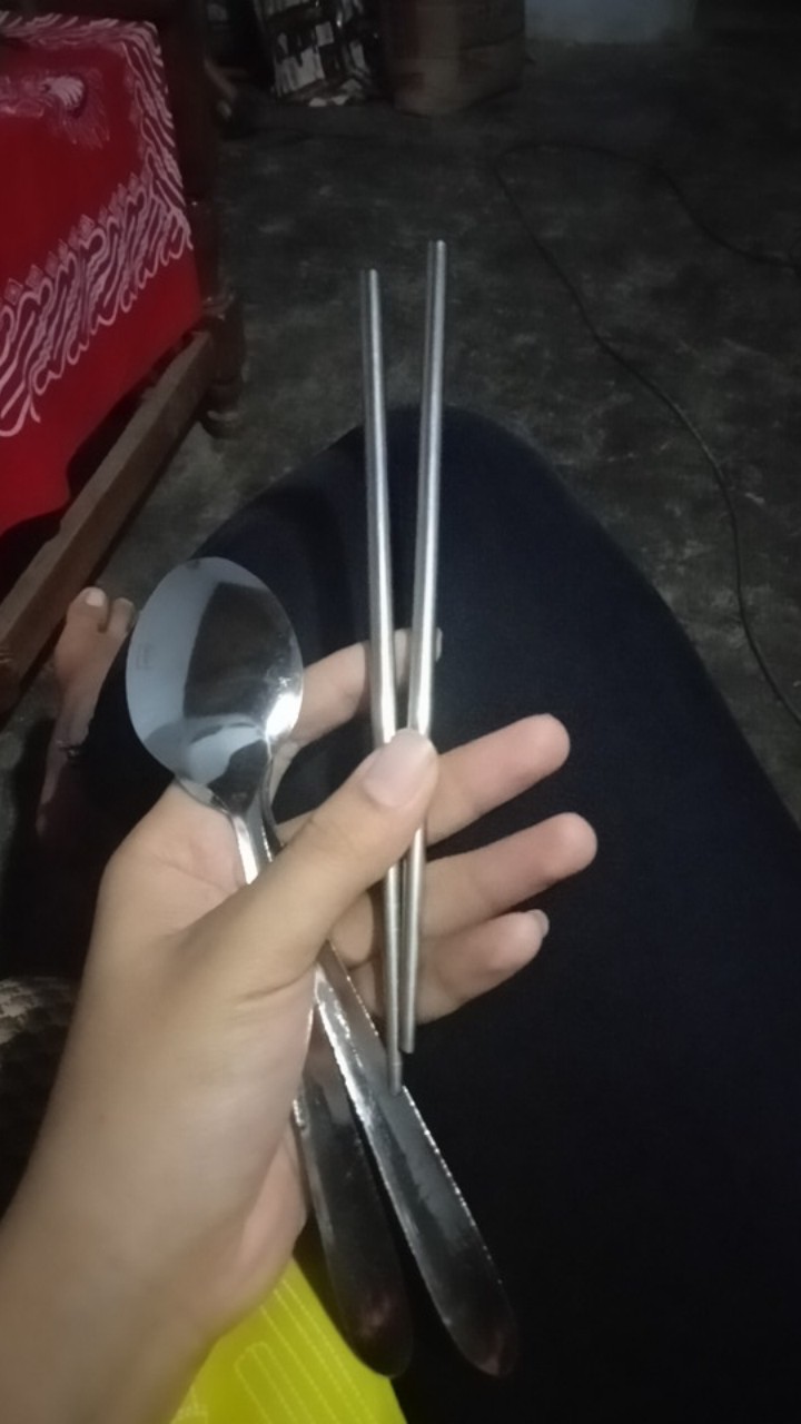 Sendok Garpu Sumpit Set Plus Pouch Paket Lengkap / Sendok Stainless Travel Camping Outdoor Souvenir