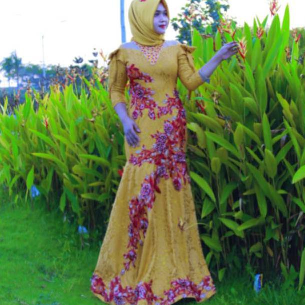 Gown pesta /gaun jahit / gaun brokat