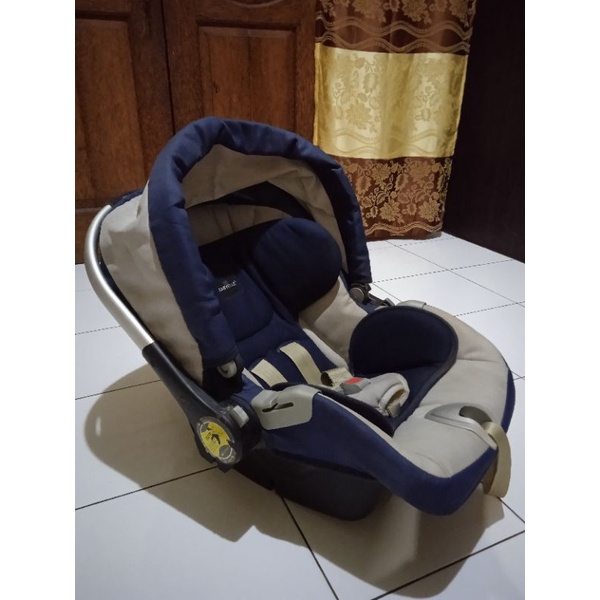 Baby Car Seat BABYELLE Preloved