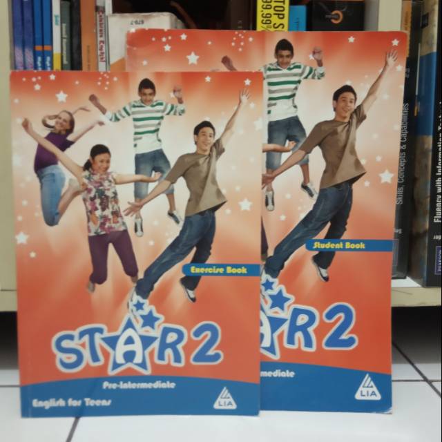 

STAR 2 PRE - INTERMEDIATE STUDENT BOOK