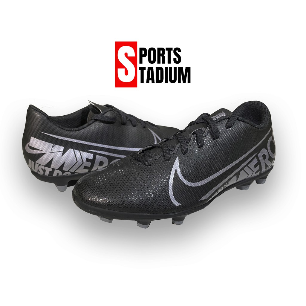 SEPATU BOLA NIKE VAPOR 13 CLUB FG/MG