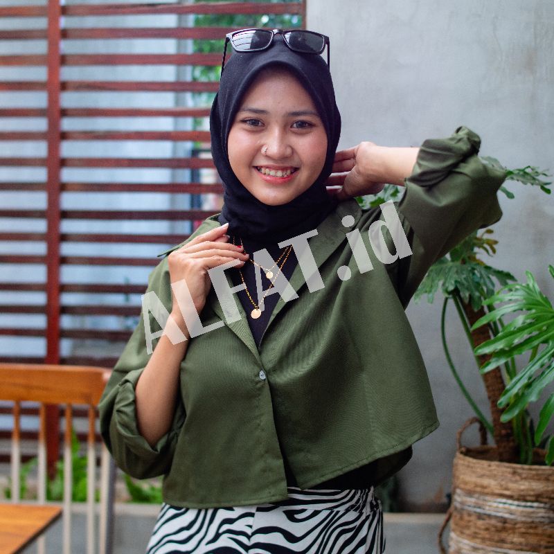 kemeja crop wanita // crop top