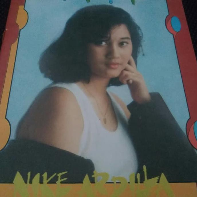

Buku Tulis Jadul Cover Nike Ardilla. Langka Storezea90