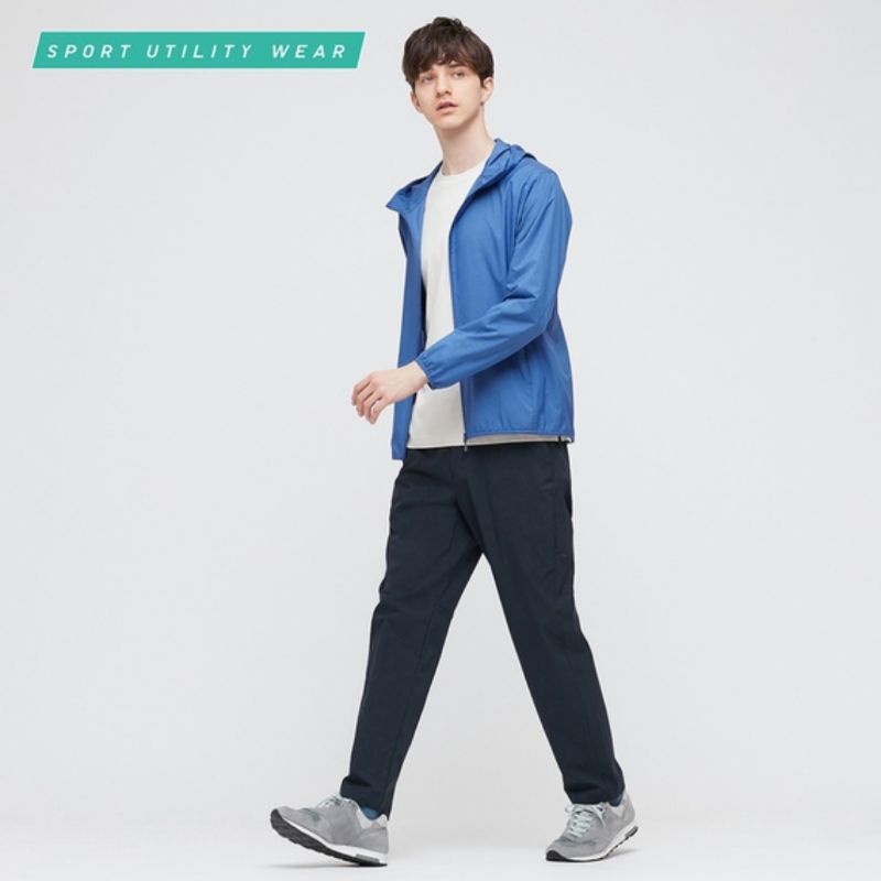 JAKET PARKA SAKU UV PROTECTION UNIQLO