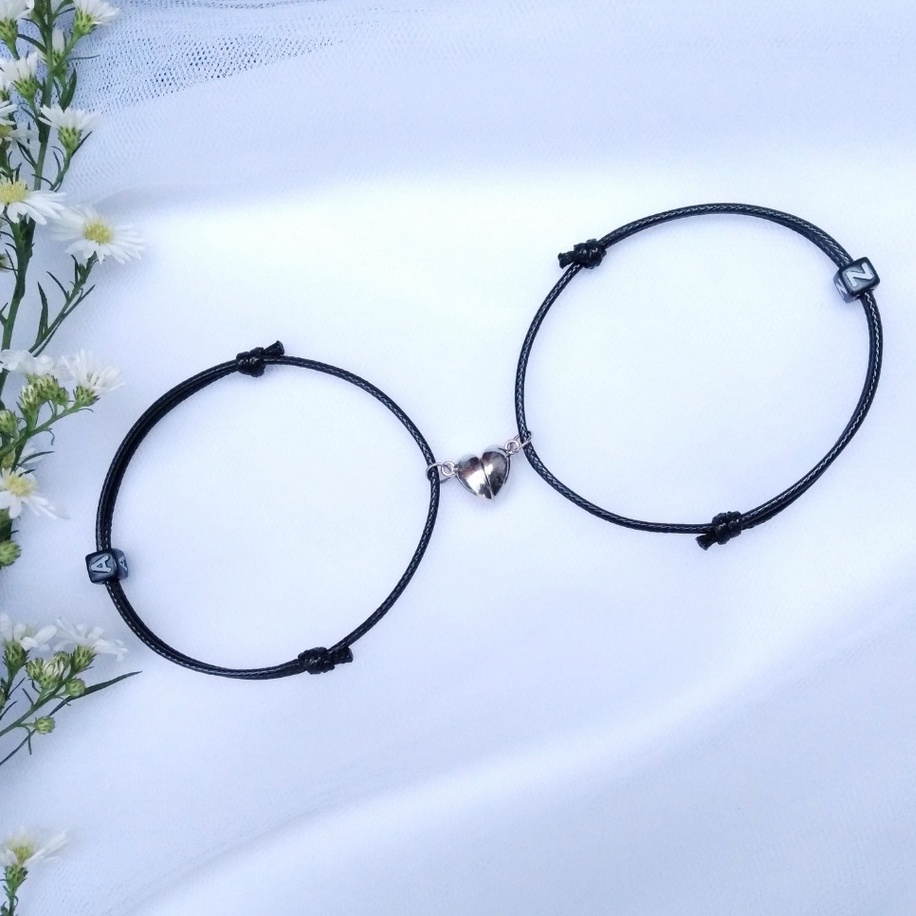 Gelang Couple Magnet Love Belah Inisial Huruf Tali Hitam Polos Sahabat 2 Pcs