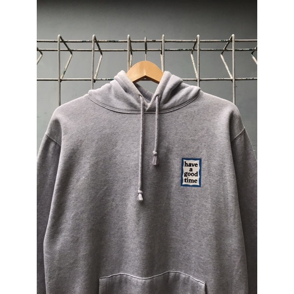Hoodie hagt small logo