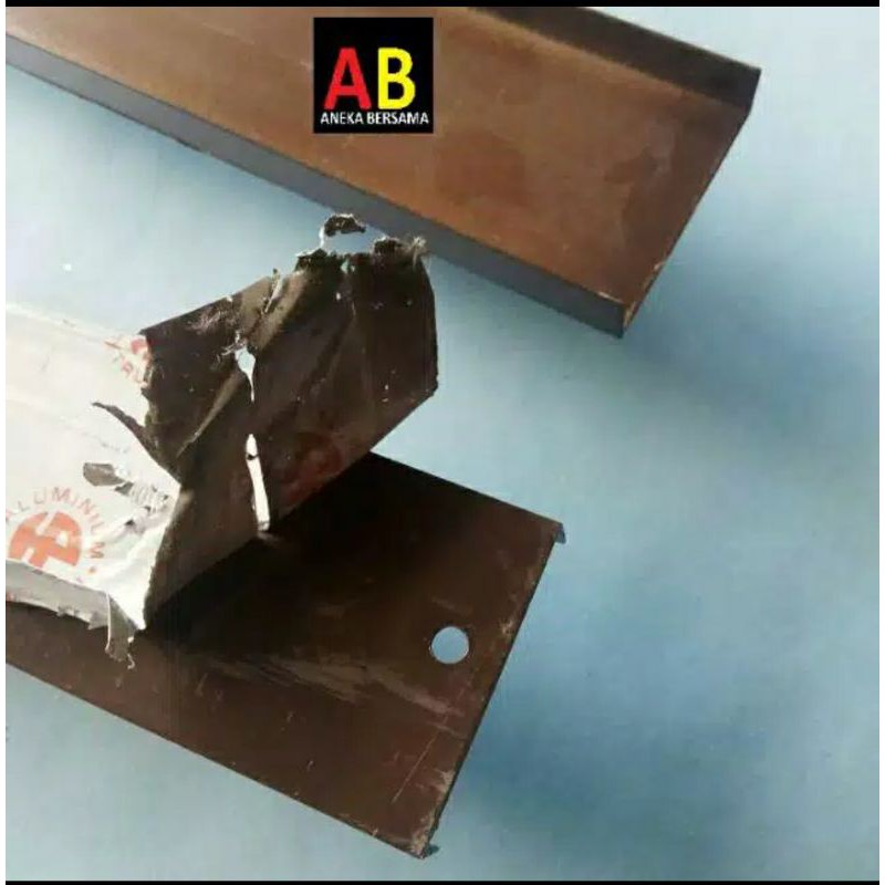 Lis U Aluminium 1.2cm x 5cm x 1.2cm Brown 149.5cm