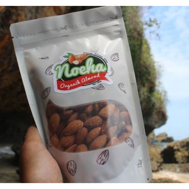 

Kacang Almond Panggang Noeha