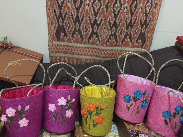 Tas Parsel Anyam Pandan / Tas Sebaguna / Keranjang Pandan / Keranjang