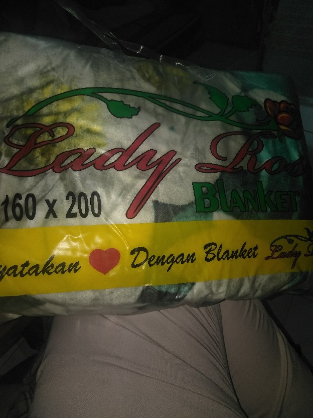 Selimut Bunga Manis Lady Rose Uk 160x200 Cm Motif Aurelia, Gemma, Sandra, Lena
