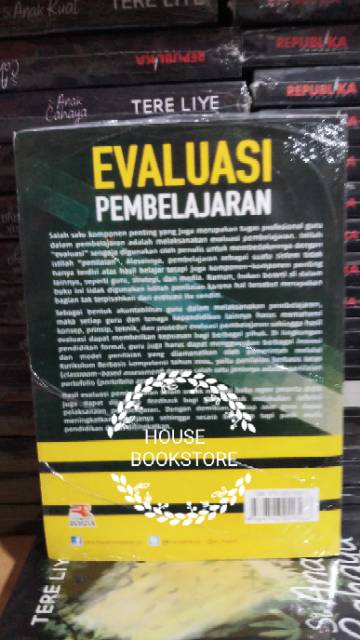 EVALUASI PEMBELAJARAN PRINSIP,TEKNIK DAN PROSEDUR KERTAS HVS PUTIH  PENULIS DR. ZAENAL ARIFIN.M.PD.-1