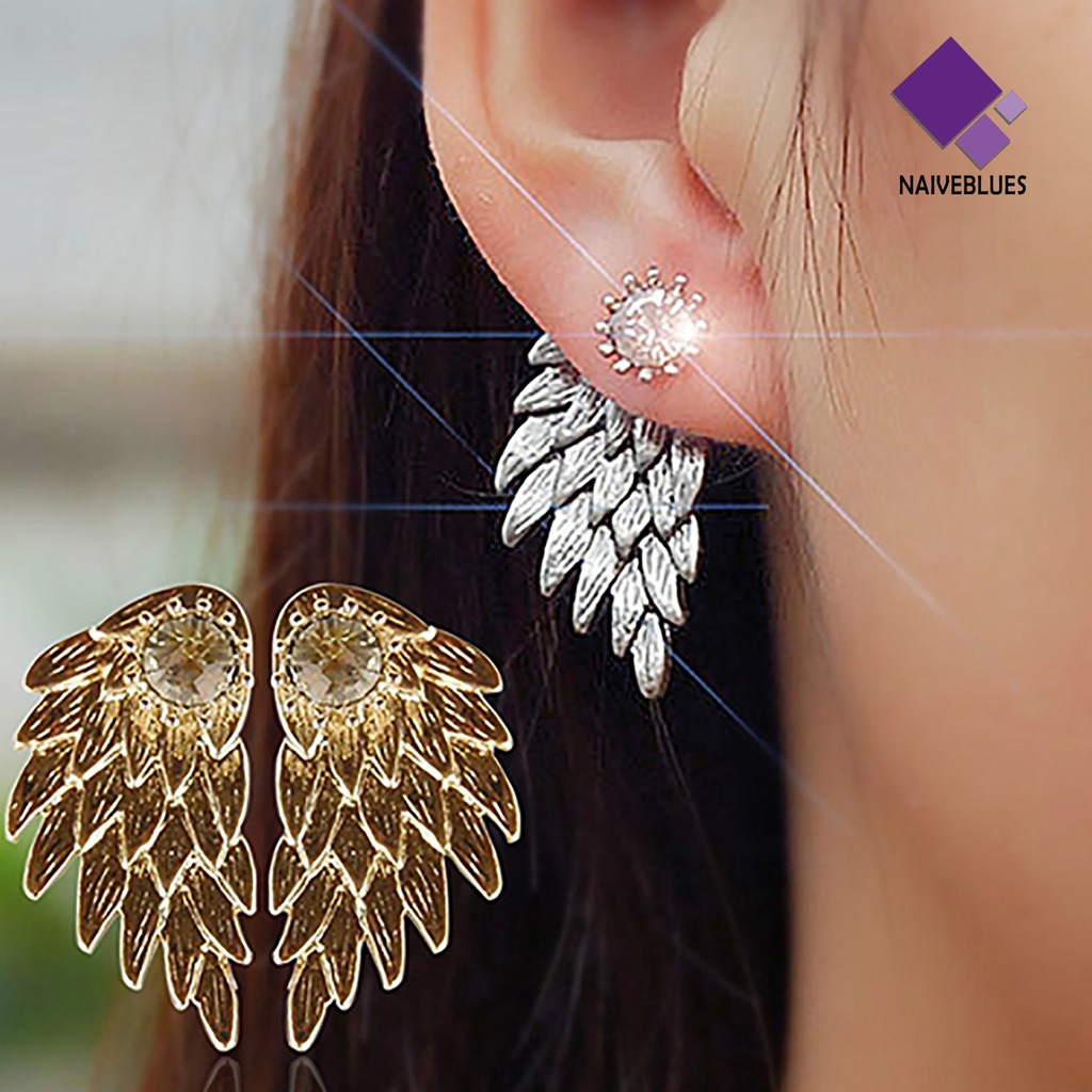 1 Pasang Anting Stud Bentuk Sayap Aksen Berlian Imitasi Bahan Alloy Untuk Wanita