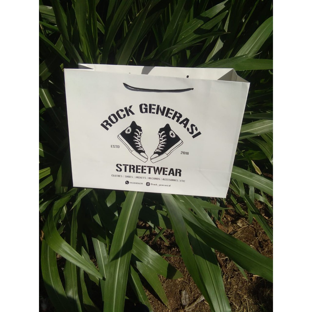 Paperbag Kotak  Sepatu/Box Sepatu, Paperbag Toko, Paperbag uk Olshop P38 L15 T27 Sablon Free Desain