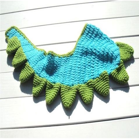 Newborn Photography Properties - Dino Costume