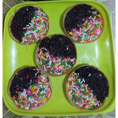 

MARMINIS (Martabak Mini Manis)