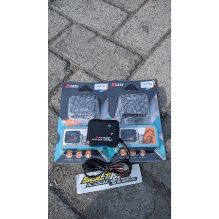 Voltmeter 3 in 1 volt meter port charger termometer cek tegangan aki bisa buat cas handphone