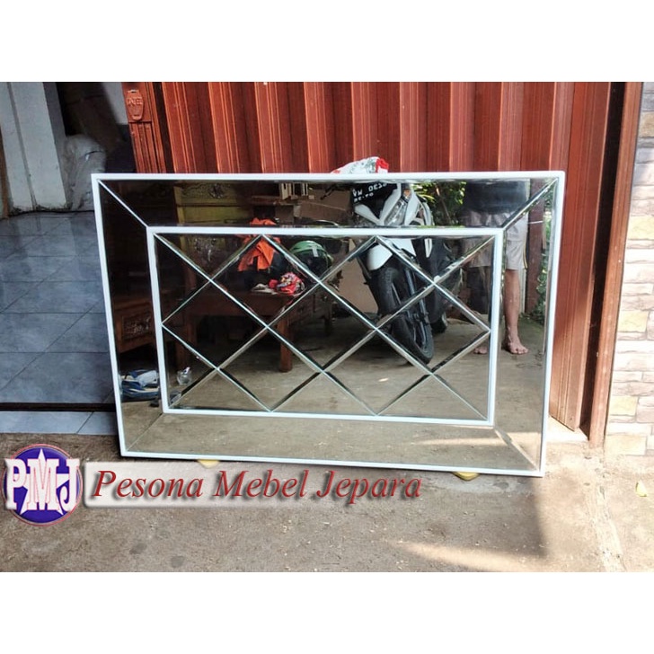 Bingkai atau Frame atau Pigura Cermin Shabby Full Kaca Bevel Pesona Mebel Jepara