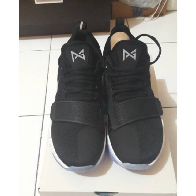 Nike PG1