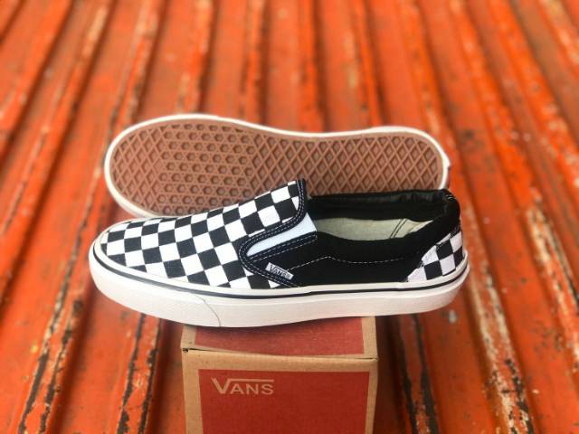 SEPATU43 VANS SLIP ON CATUR FULL BLACK HITAM COKLAT OLDSKOOL ERA SK8