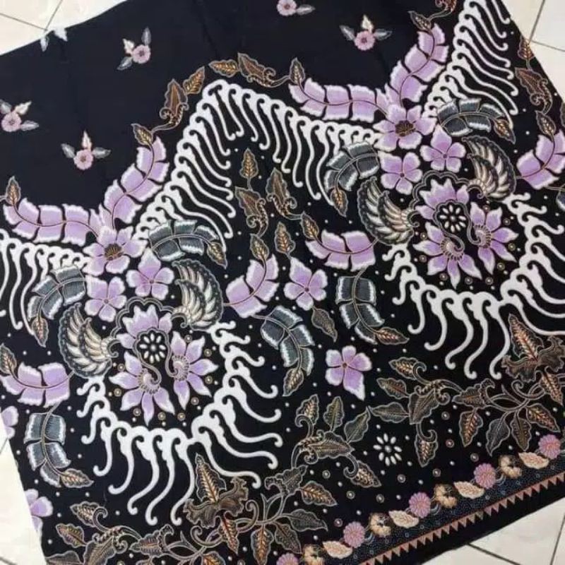 Kain Batik katun print motif akar bunga ungu