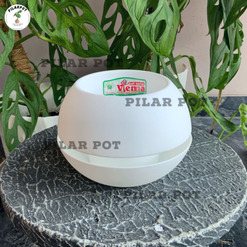 Pot bunga tanaman motif BOLA putih 18cm self watering - VIENNA BOLA 676