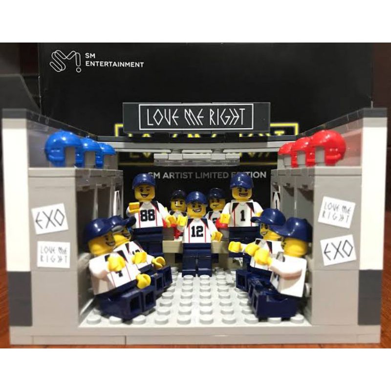 EXO LEGO LOVE ME RIGHT (Booked)