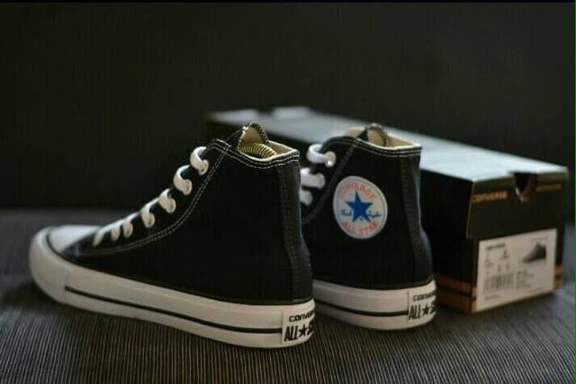 Sepatu Converse Allstar High Tinggi Hitam Putih Navy Sneakers Casual Kado Pria Wanita Terlaris Murah