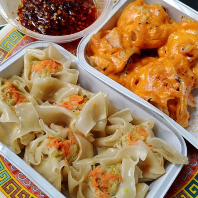 

DIMSUM WITH CHILLI OIL