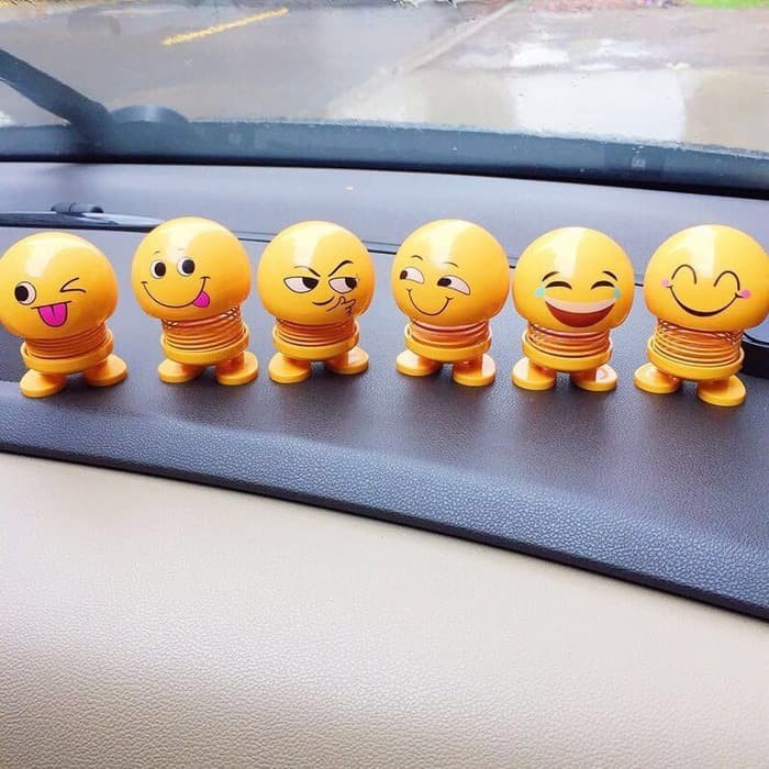 VOM-Set ISI 6 Pajangan Mobil Smile Dashboard Smiling Face Spring Doll 0556