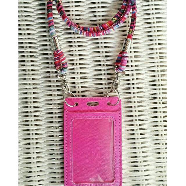 

Id Card Holder dan Tali Tenun Pink
