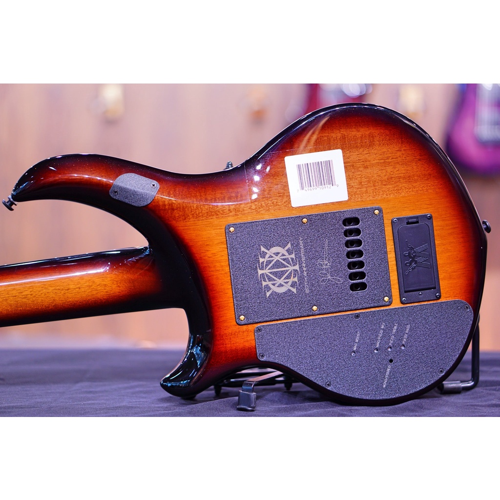 Ernie Ball Music Man John Petrucci Majesty 7 20th Anniversary  Honey Butter Burst M014881